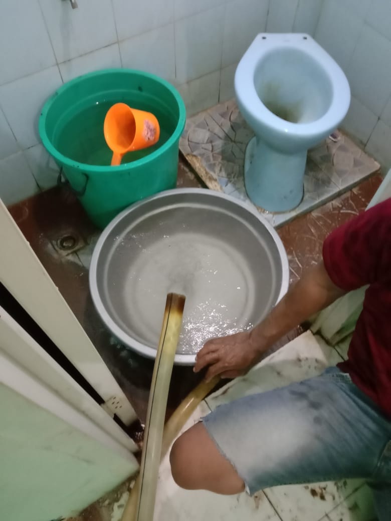 Proses Pengerjaan Sedot WC oleh CV. Cipta Jalah Konstruksi